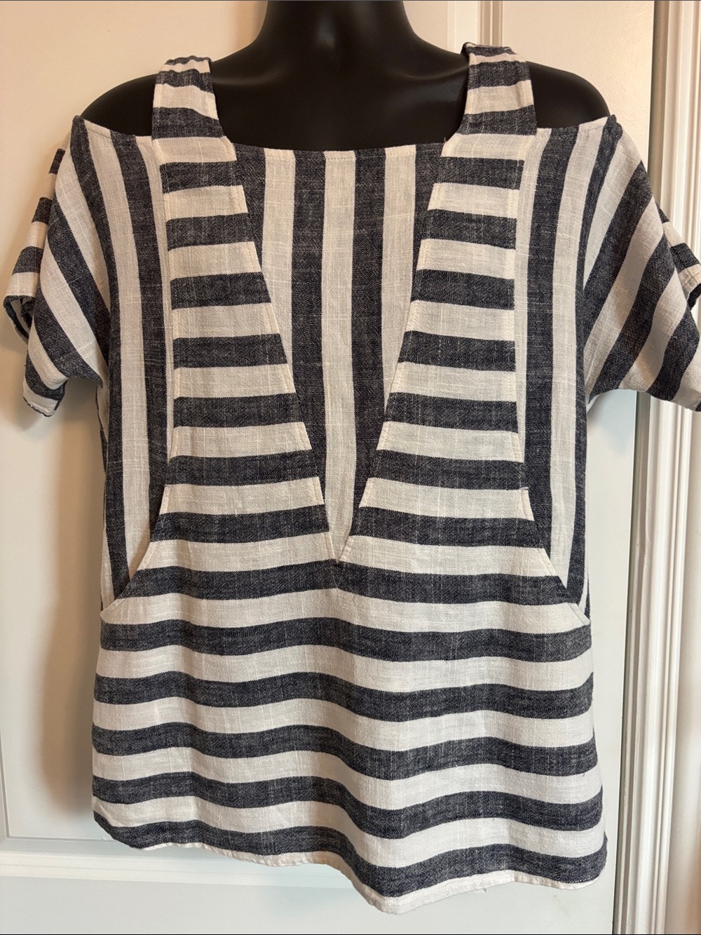 Soft Surroundings Striped Cold-Shoulder Top Linen Blend MP #177T